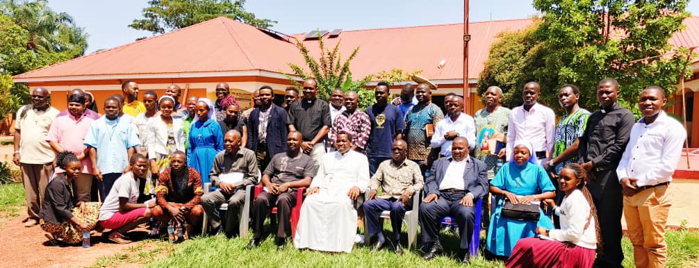 Group picture taken after the launching of Problems of Bishop Hiiboro’ A TED-Inspired Platform [Emmanuel Mandella]