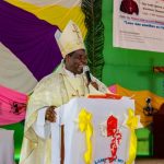 Picture of the Bishop Barani Hiiboro Kussala while talking to the audience, [Photo Emmanuel Mandella]